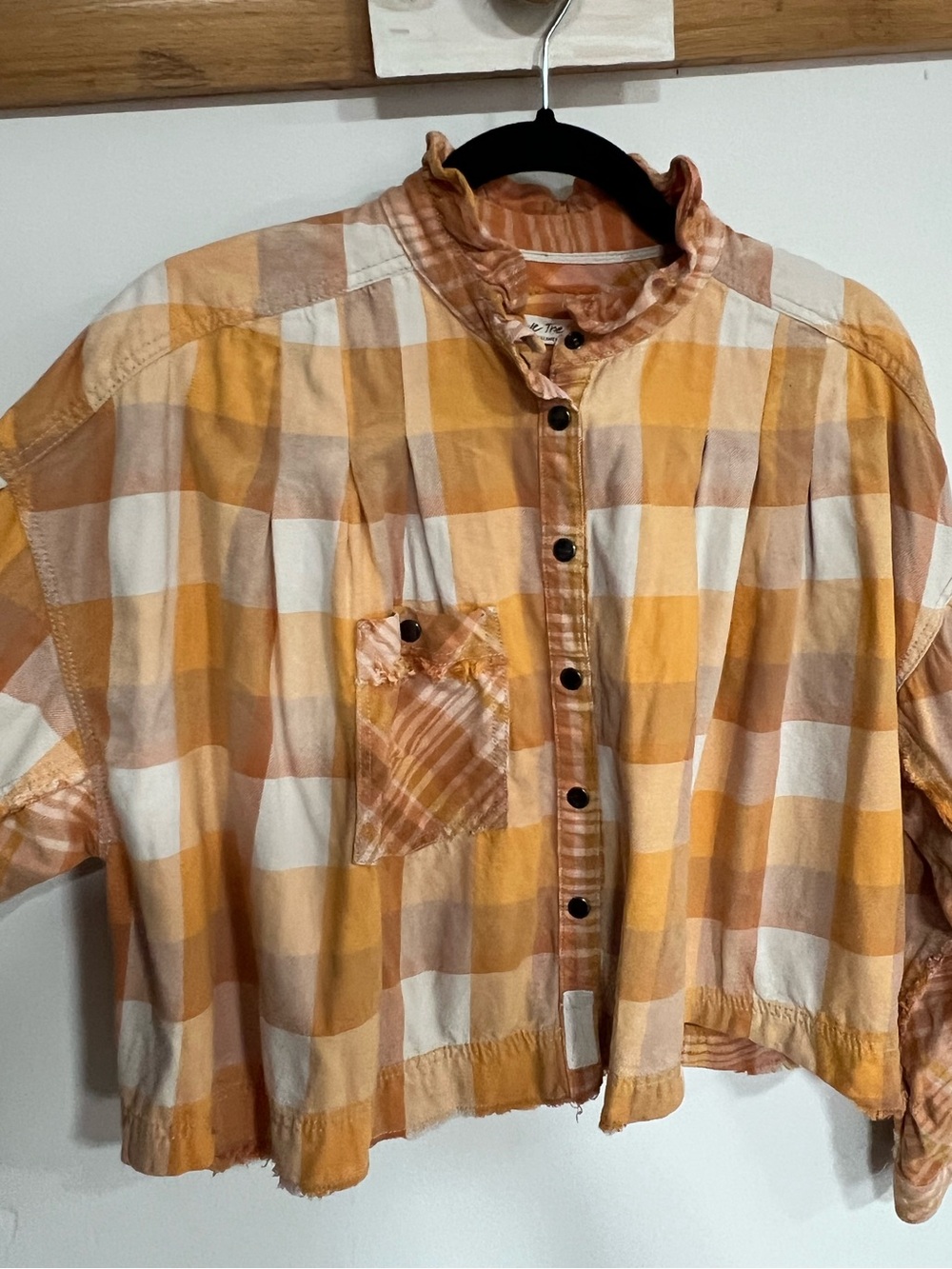 We the Free Emily Plaid Crop Snap Front Top - Picture 4 of 12
